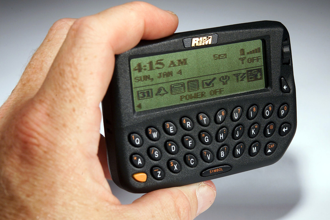 A:/themes/public/images/collages/misc/inventionBlackBerry Smartphone.jpg